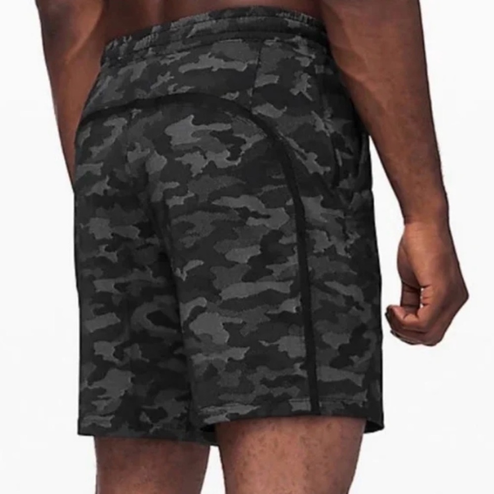 lululemon men’s pace breaker shorts size large 🩶🖤🩶